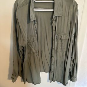 H&M LONG SLEEVE BUTTON UP